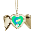 thumbnail image 1 of Proteger el medio ambiente proteger la tierra Collar colgante en forma de melocotón con alas Unbranded M, 1 of 3