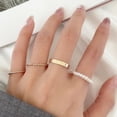 thumbnail image 1 of Fiudx Anillos de Perlas, Anillo de Aleación de Moda, Elegante Anillo de Perlas, Anillo de Diseño Único para Mujer, Accesorio de Fiesta, Idea de Regalo para Niñas, Juego de 4 Piezas Incluido., 1 of 6
