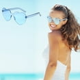thumbnail image 1 of Espejo De Mujer Gafas de sol sin montura en forma de corazón, transparentes, de colores pastel, para mujer. Accesorio de moda. 1 unidad Rkxzt, 1 of 9