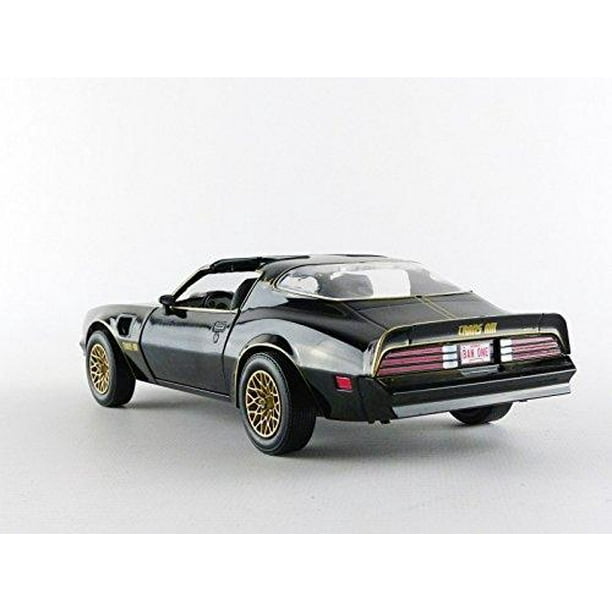 Greenlight 1977 Pontiac Trans Am Black Smokey and the Bandit Movie