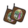 thumbnail image 1 of ""Los Tesoros De Caroline La Dama Con Su Elkhound Noruego Par De Agarraderas Ss8154Pthd 7.5Hx7.5W Multicolor"", 1 of 1