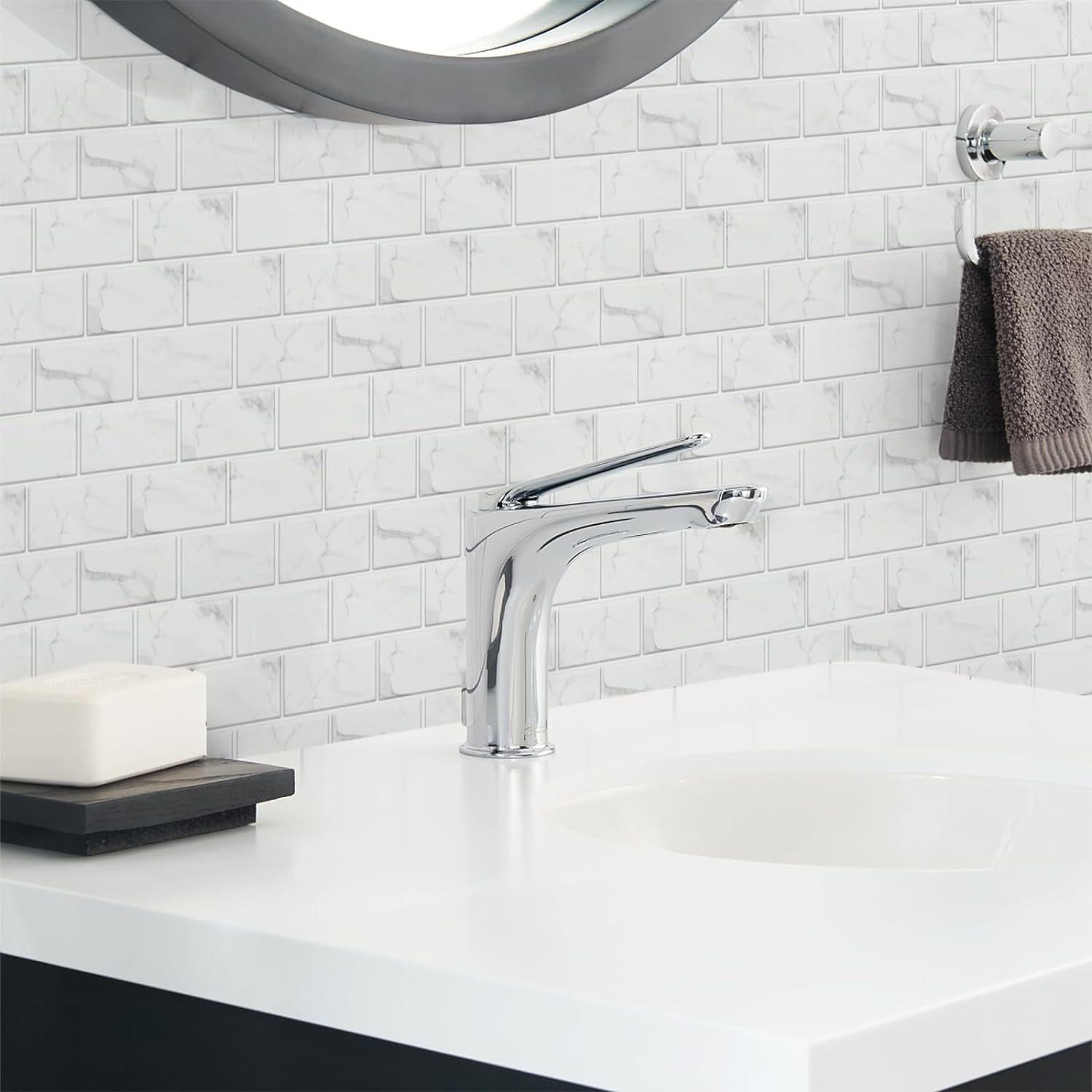 UMIGGEE Backsplash Tile for Kitchen Peel and Stick, 24-Sheet Stick on Subway Tiles for Kitchem, Bathroom Back Splashes, 11.8" x 5.9", White