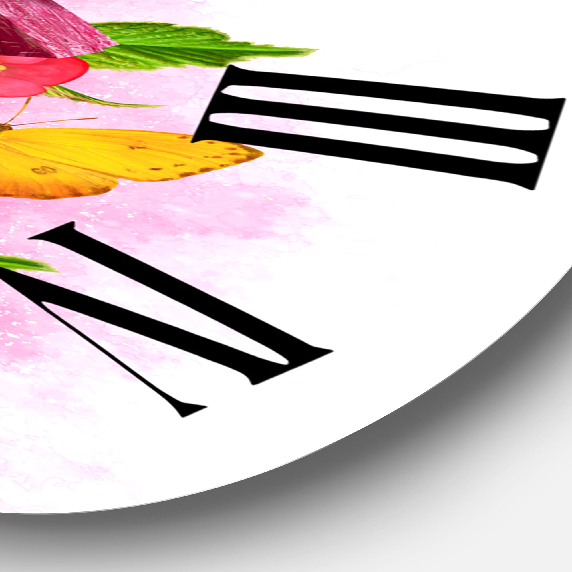 Designart 1 in Traditional Wall Clock