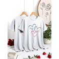 thumbnail image 3 of Camisetas de San Valentín para él y para ella en pareja: cuello redondo informal, mezcla de algodón 100 % con estampado de corazones, ligeramente elásticas, lavables a máquina, perfectas para el veran, 3 of 7