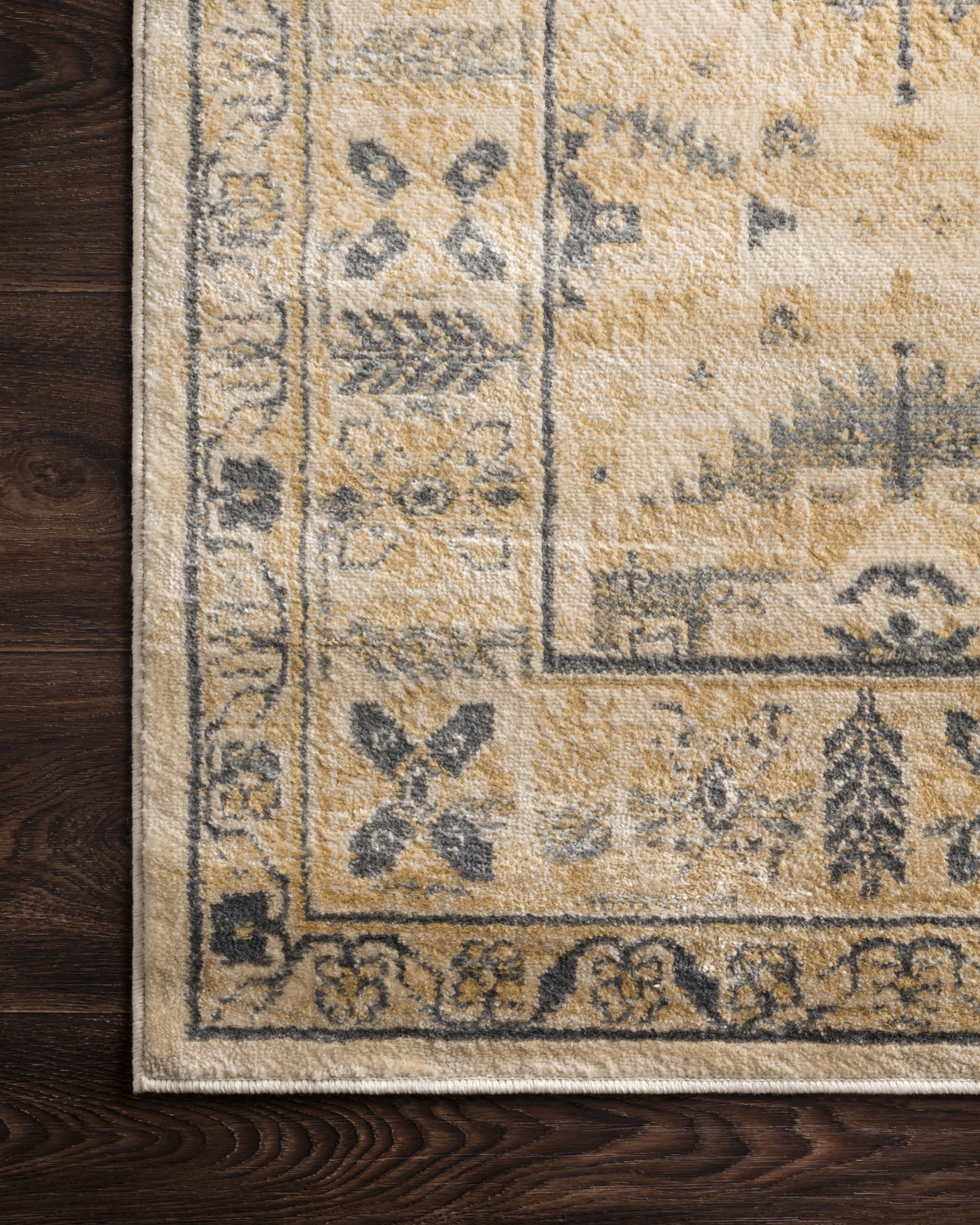Loloi Isadora Oriental Wheat / Wheat Area Rug