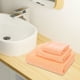 thumbnail image 4 of Set de toallas de baño de algodón de 3 piezas: diseño de oso en relieve súper absorbente, de secado rápido y en relieve para baño, playa y gimnasio, 4 of 6