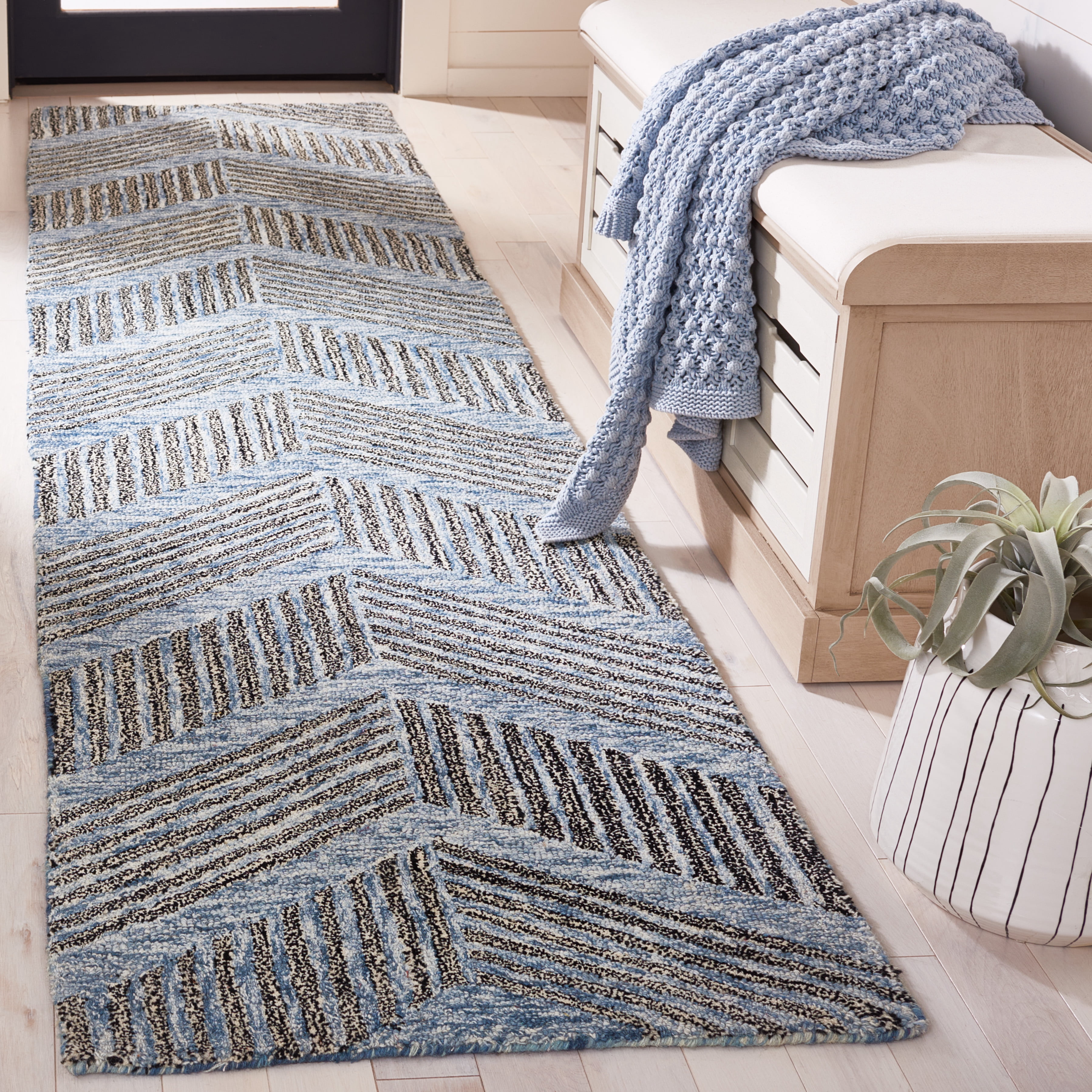SAFAVIEH Metro Lilibeth Geometric Striped Runner Rug, Blue/Black, 2'3" x 9'