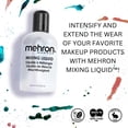 thumbnail image 2 of Líquido mezclador de maquillaje Mehron, resistente al agua, transparente, 133 ml, 2 of 6