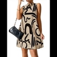 thumbnail image 2 of Vestido Mini de Cuello Alto para Mujer, Moderno, con Estampado Geométrico, Sin Mangas, Holgado e Informal. Caqui XL, 2 of 8