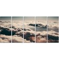 thumbnail image 2 of Ciel au-Dessus des Nuages Lourds Sombres, 2 of 3