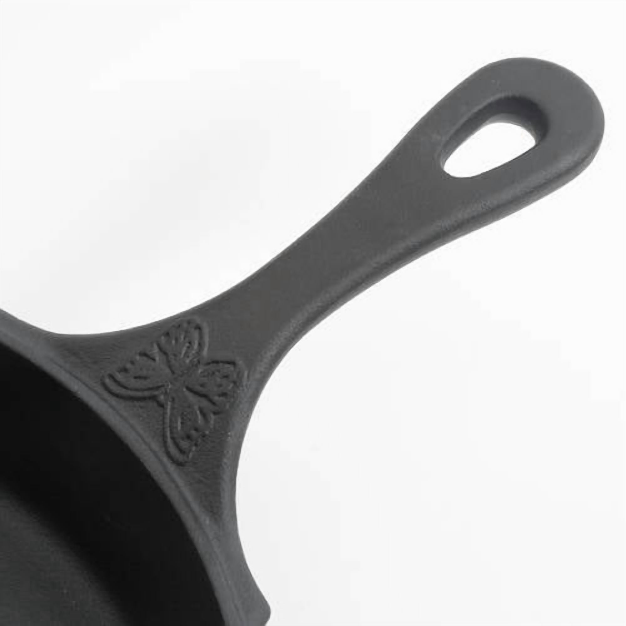 The Pioneer Woman Timeless Beauty 3 Piece Cast Iron Skillet Set Pre Seasoned Oven Safe, Black