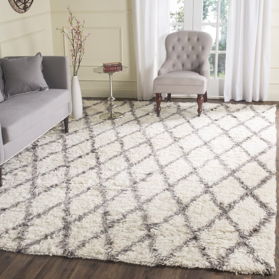 Safavieh Kenya London Geometric Area Rug, Ivory/Gray, 8' x 10'