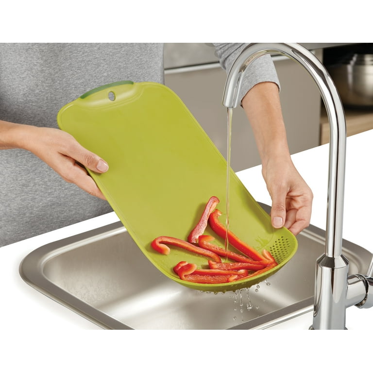 Joseph Joseph Chop Drain Cutting Board Green