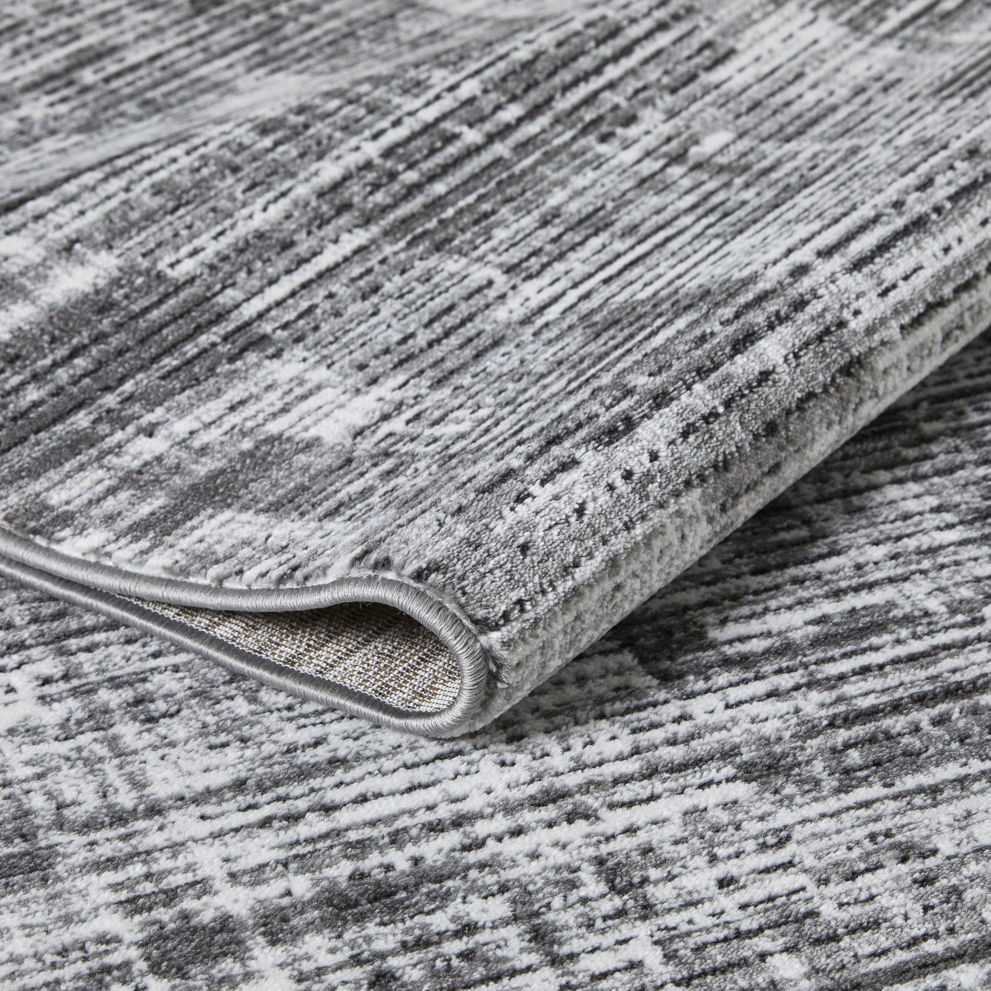 Loomaknoti Aysal Astern 6' x 9' Gray Abstract Indoor Area Rug