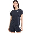 thumbnail image 2 of Camiseta Under Armour Tech de manga corta, cuello redondo, talla XXL, para mujer, 2 of 9