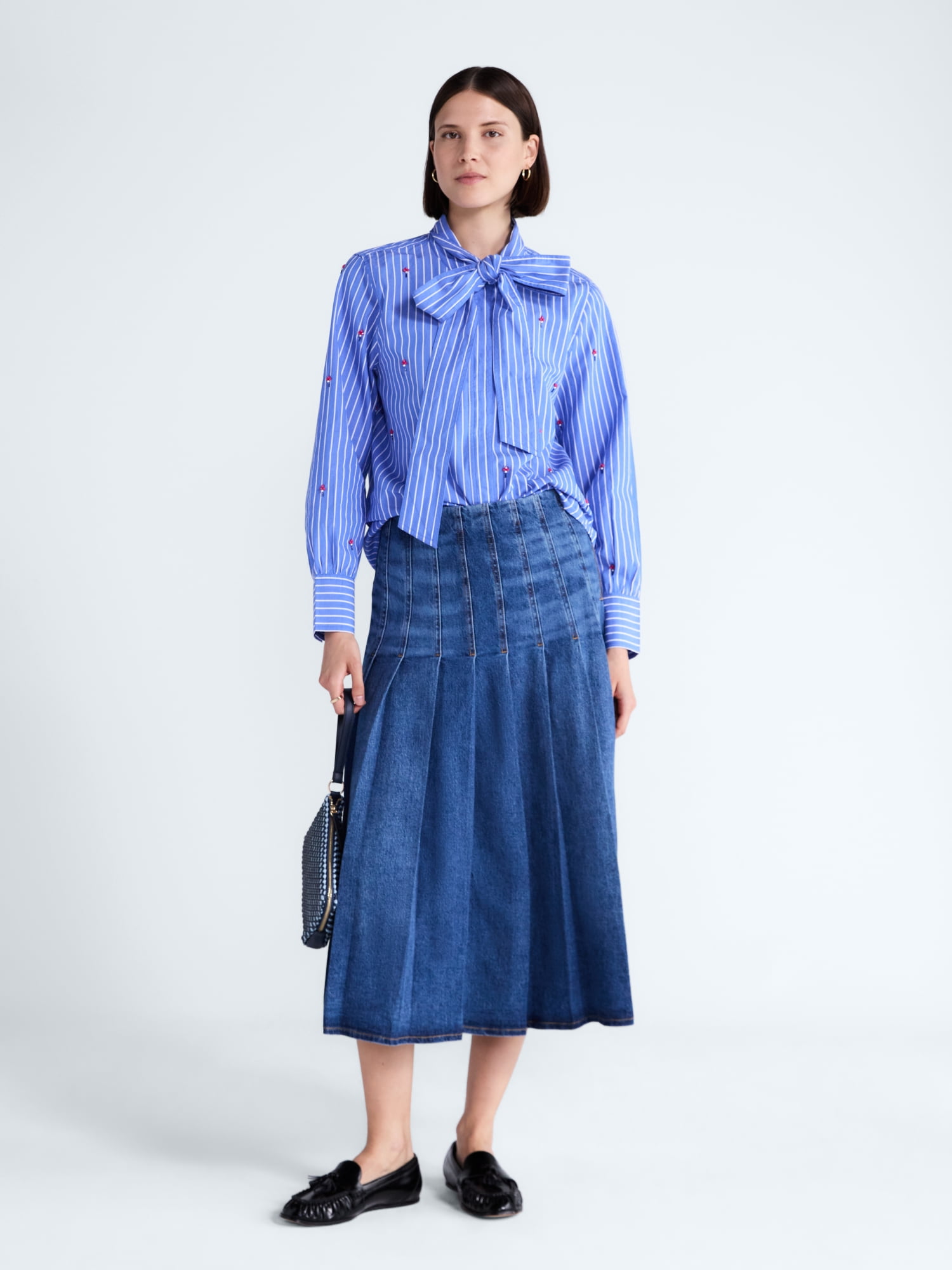 Free Assembly Women's and Women's Plus Stitched Pleat Denim Maxi Skirt, Sizes 0-28W