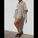thumbnail image 4 of Conjunto de Verano para Mujer: Camisa de Rayas de Algodón y Pantalones Cortos, Dos Piezas Negro S, 4 of 10