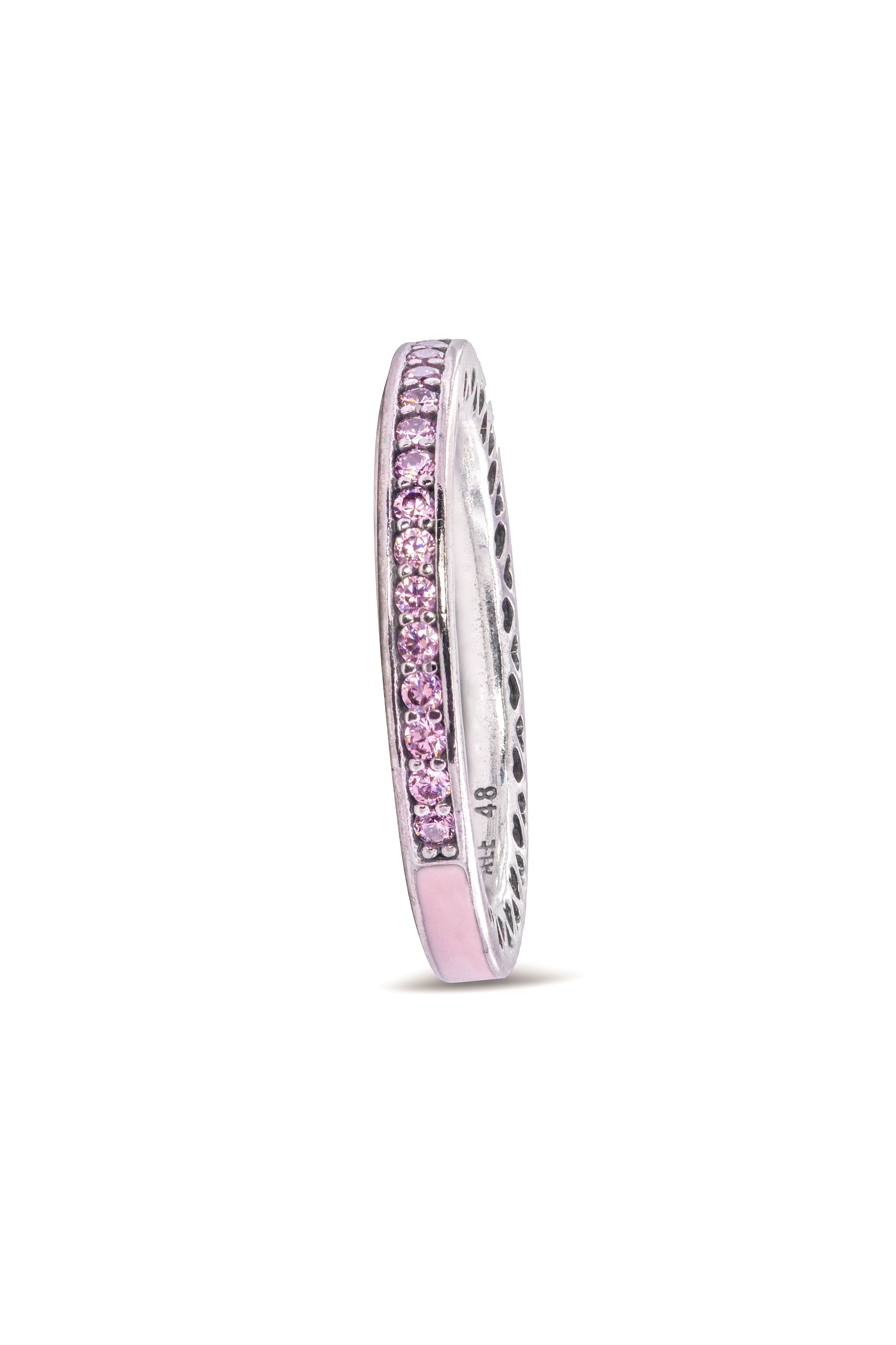 Ring Radiant Hearts of w/Light Pink 