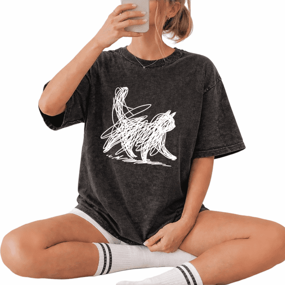 GIFFIMY Women's Funny Whimsical Cat Graphic Vintage Washed Tee Short Sleeve Oversized Everyday Top
