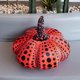 thumbnail image 1 of Juguete de calabaza de punto ondulado Yayoi Kusama, almohada de decoración de calabaza para Halloween, juguetes para bebés y niños, almohada decorativa para sofá y hogar, 1 of 5