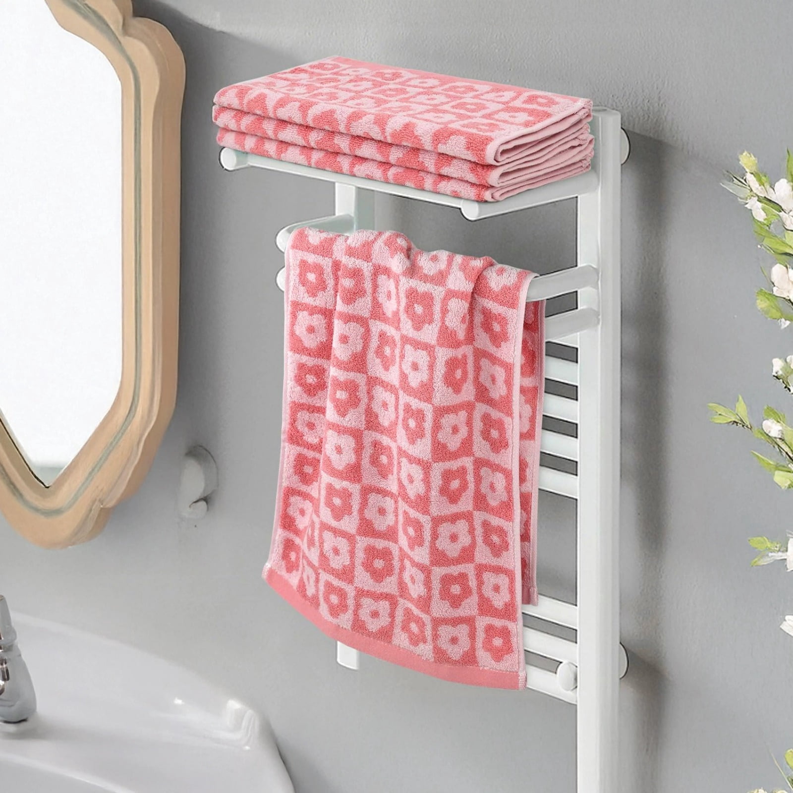 Floral Hand Towels for Bathroom, Vintage Checkered Pink Set, 4 Pieces, Absorbent Cotton, Elegant Design, Ideal for Quick Drying, Includes Vacuum Storage Bag