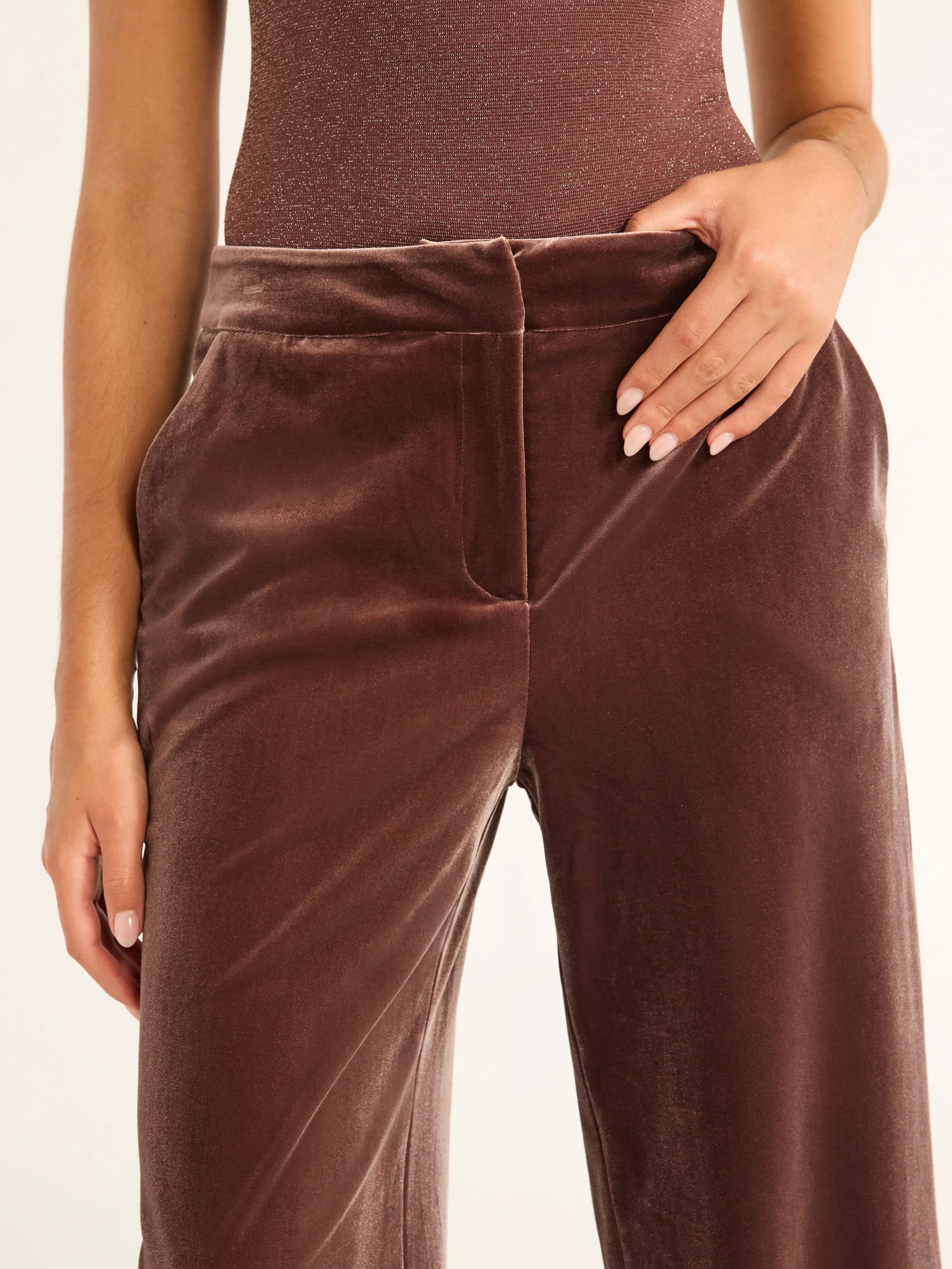 Sofia Women's Velvet Trouser