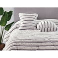 thumbnail image 3 of Cobertor Rabbit de Flannel Blanco con Gris Mega King Size Dormireal, 3 of 5