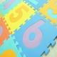 thumbnail image 5 of Tapete de juego de rompecabezas suave de 32 x 32 cm, perfecto para niños de 10 meses o más, alfombra de actividades de goma EVA para niños pequeños, 5 of 6