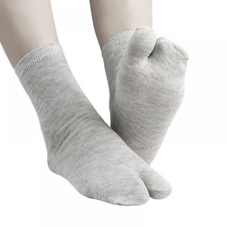 

Flip Flops Socks - Two Toes Socks 1 Pair for 35-45 Shoe Size Men/women