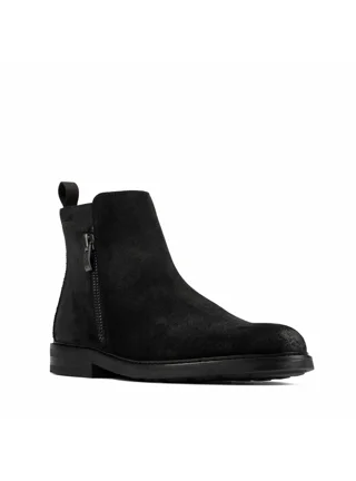 Clarkdale gobi black suede best sale
