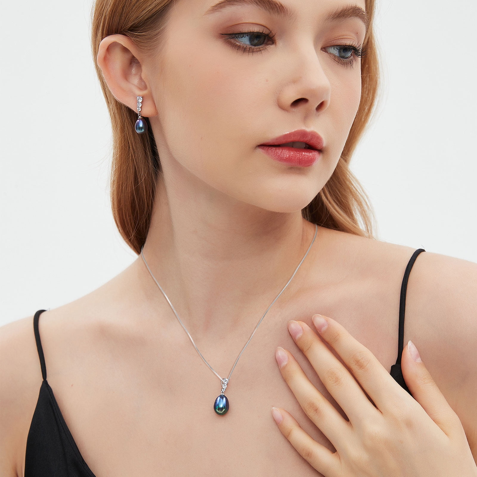 Yami 9-10mm Tahitian Black Pearl Pendant Necklace Saltwater Cultured in 925 Sterling Silver Three CZ Jewelry Gifts for Her