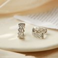 thumbnail image 1 of Pendientes de lujo de plata S925 para mujer con diamantes engastados y chapados en oro Pendientes versátiles y hebilla de pendientes simples, 1 of 6