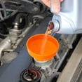 thumbnail image 4 of Embudos automotrices Embudo de ángulo recto, cuello largo de plástico sin derrames, extensión de embudo de aceite, embudo de coche, embudo de llenado de motocicleta para uso automotriz, 4 of 5