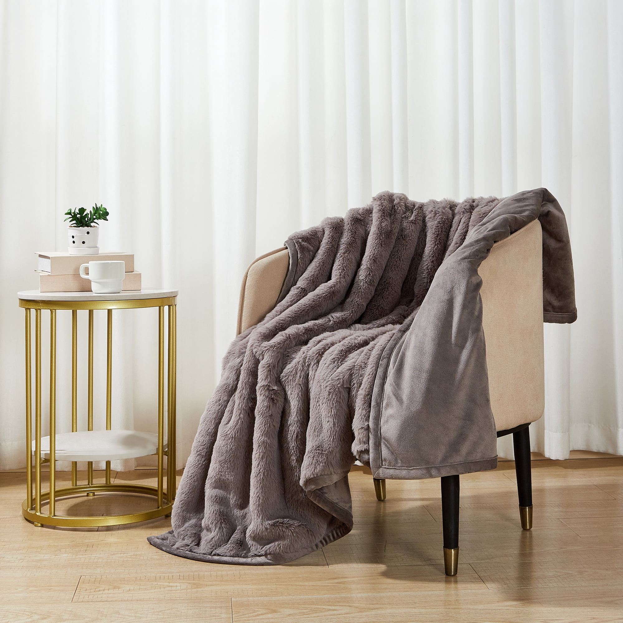 Better Homes & Gardens Faux Fur Throw Blanket, 50 in x 72 in, Grey Bisque