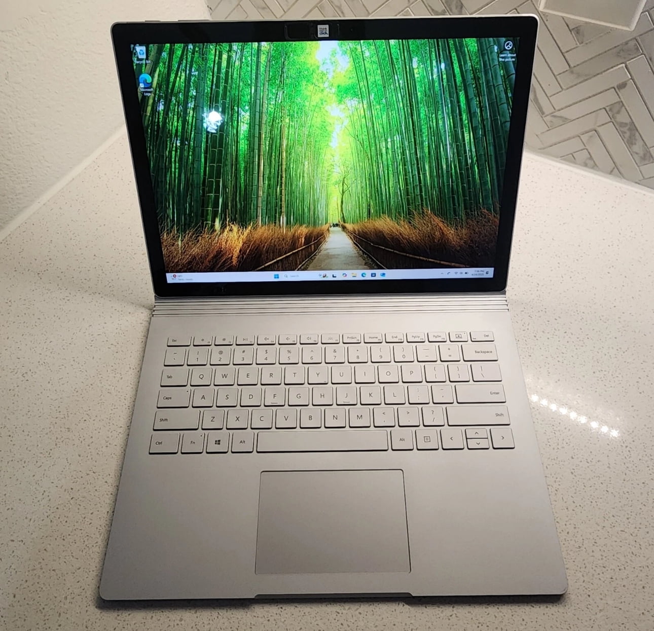 Surface Book i5 8GB/128GB/ BIOS変更確認 訳あり Surface Book i5 8GB/128GB/ BIOS確認 訳あり