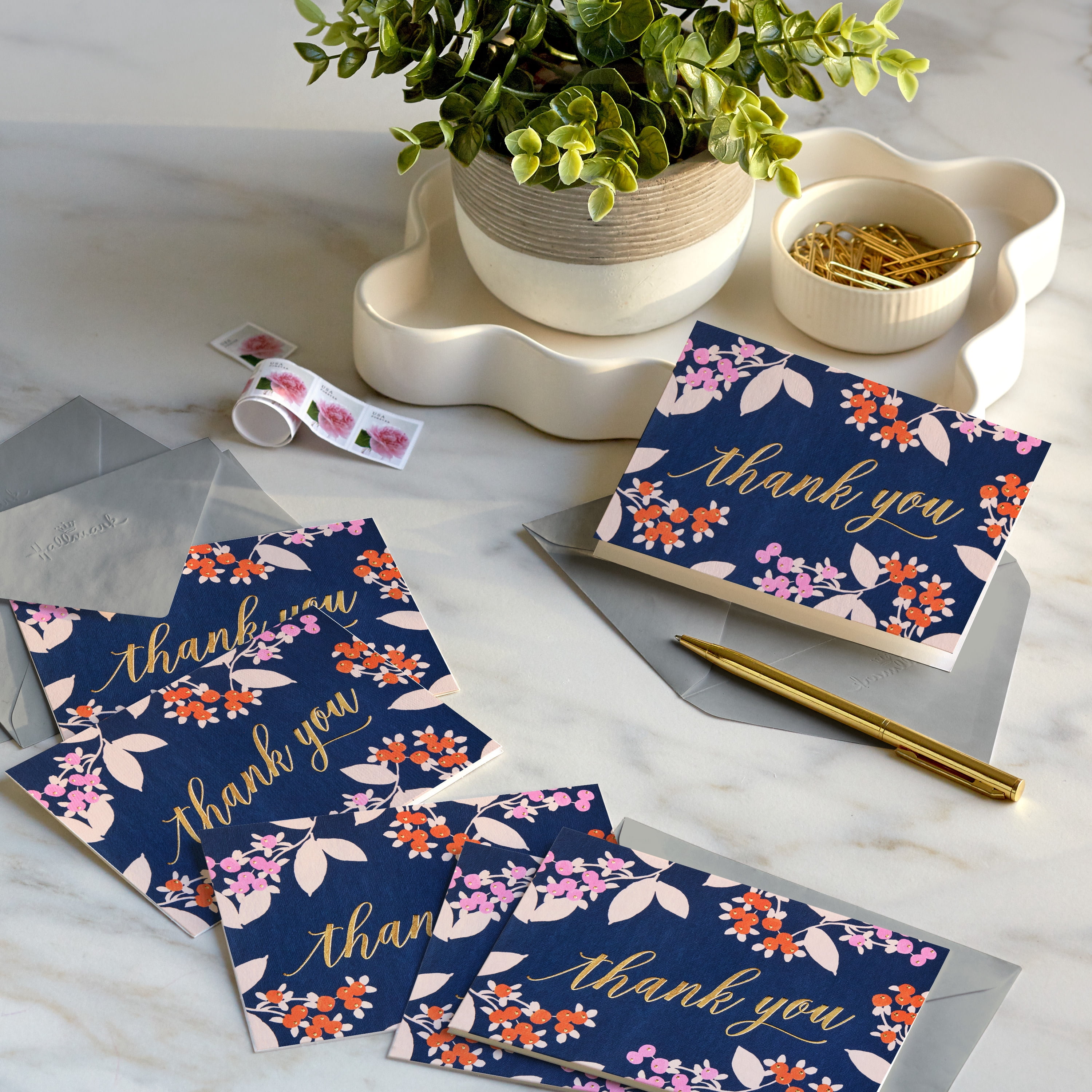 Hallmark Blank Thank You Notes (Flowers on Navy), 10 Count