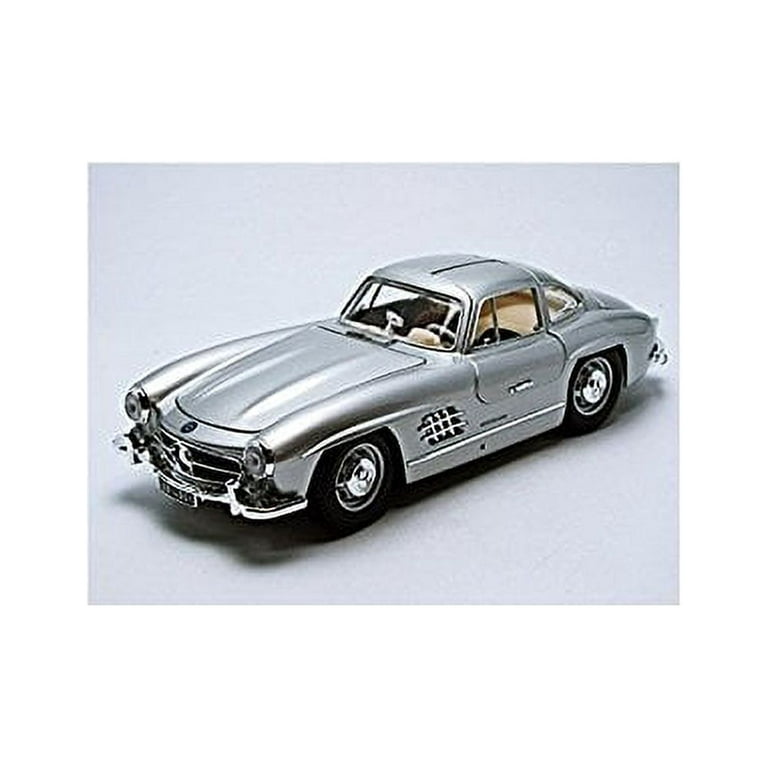 Mercedes-Benz 300 SL 1954 #8 Noire - Burago 1/18 Kit Monté (petit Défaut)