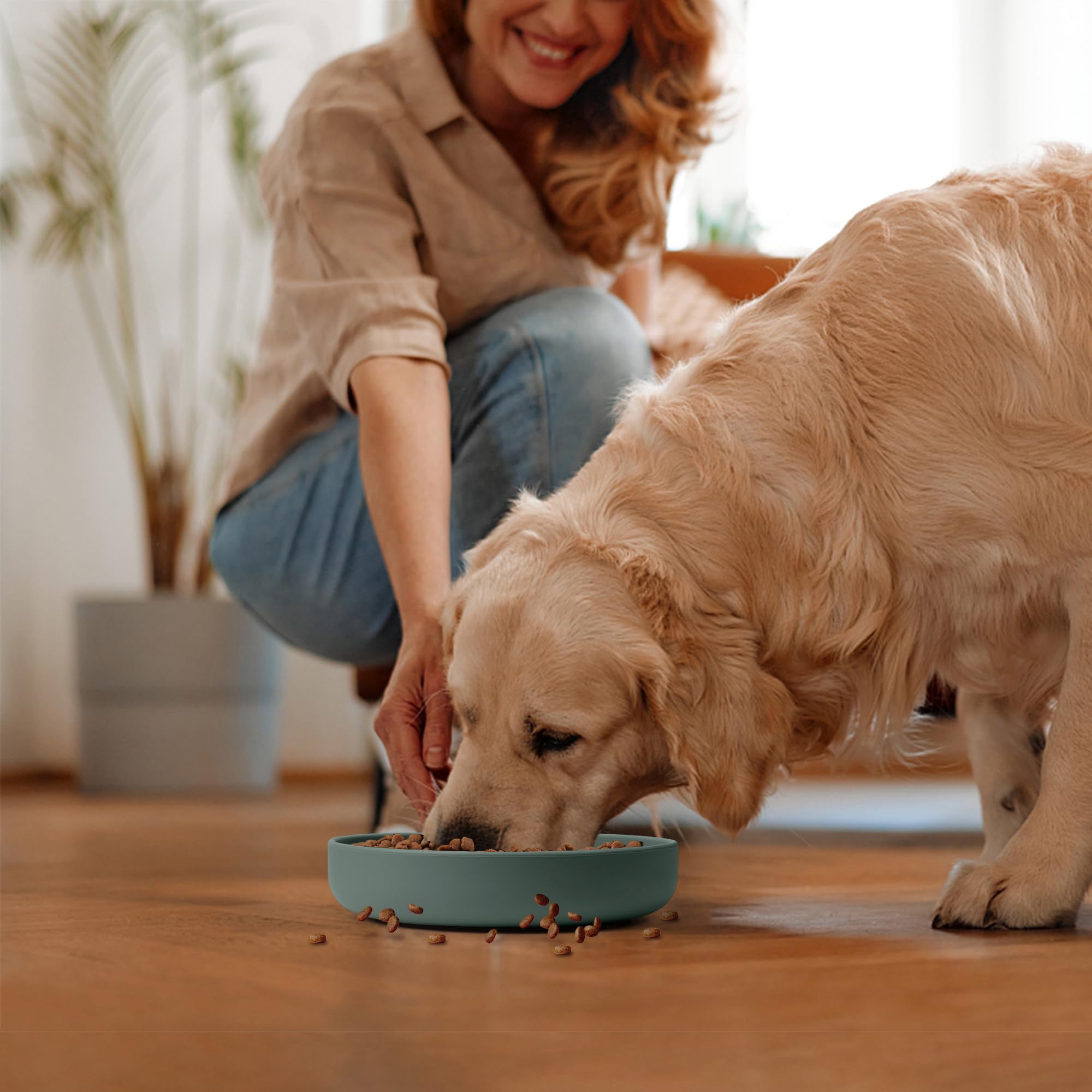 Slow Feeder Dog Bowl, Large Silicone Puzzle Toy for Fast Eaters, Interactie Dispenser to Preent Bloat & Oereating, Mental Stimulation for Dogs & Puppies, Durable Non-Slip Design, Dark Green