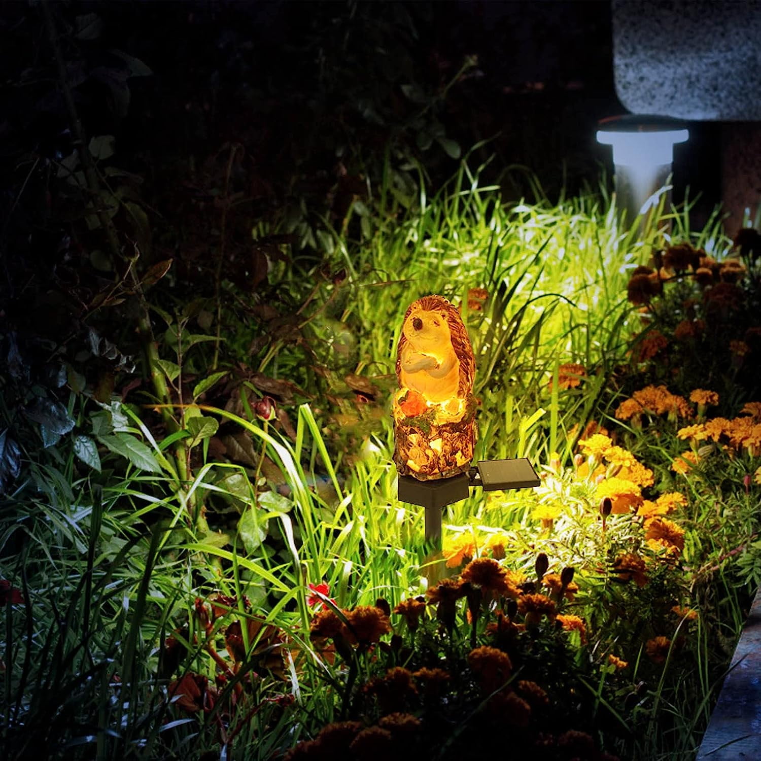 Resin Garden Statues Cute Hedgehog, Statues Outdoor With Solar Lights, Solar Garden Sculptures