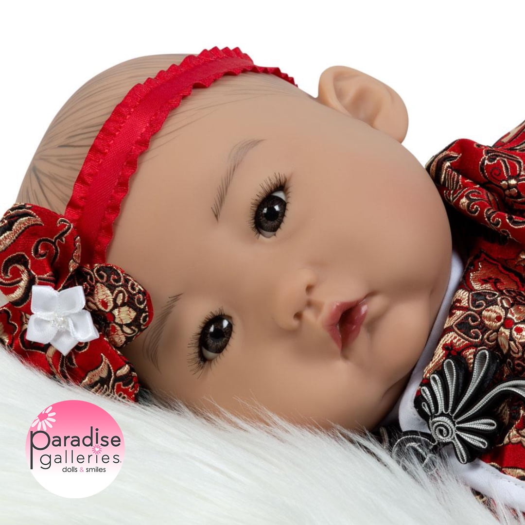 Paradise galleries 2024 dolls & smiles