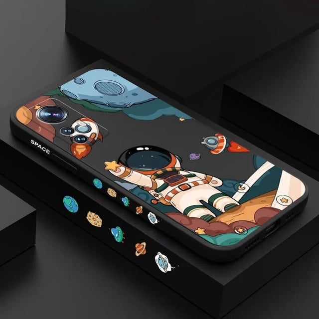 Funda cuadrada de silicona con dibujos de astronauta para Xiaomi, carcasa para Mi 12 Lite, 13, 12T, 12X, 11T, Poco X5, X4, X3 Pro, F5, Note 12 Redmi, 11S, 11, 10, 9 Fivean unisex