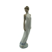 Nao by Lladro Figurine: 1205 Elegance | Mint with Box