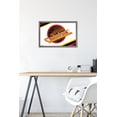 thumbnail image 6 of NHL Vancouver Canucks - Retro Logo 19 Wall Poster, 14.725" x 22.375" Framed, 6 of 6