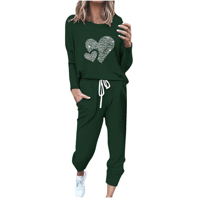Pisexur Ensembles 2 Pcs pour Femmes Automne Tendance Imprimé Cœur Chandails en Molleton Col Rond Pantalons Jogger Survêtements Femmes Tenues 2 Pcs Décontractées Surdimensionnées pour Entraînement Voyage Vacances