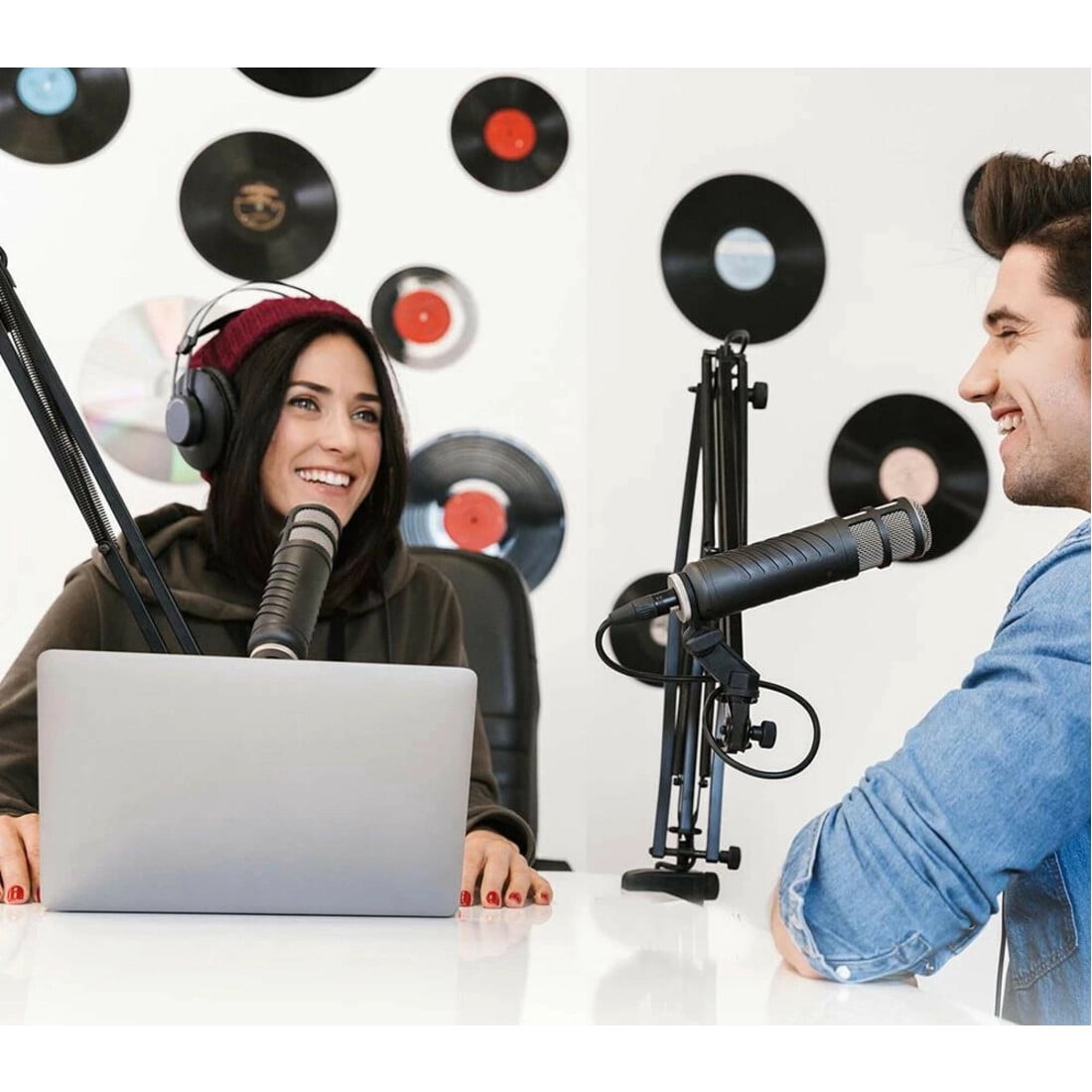 Pyle Adjustable Compact Microphone Boom Stand, Durable Steel for Broadcasting and Studio Use