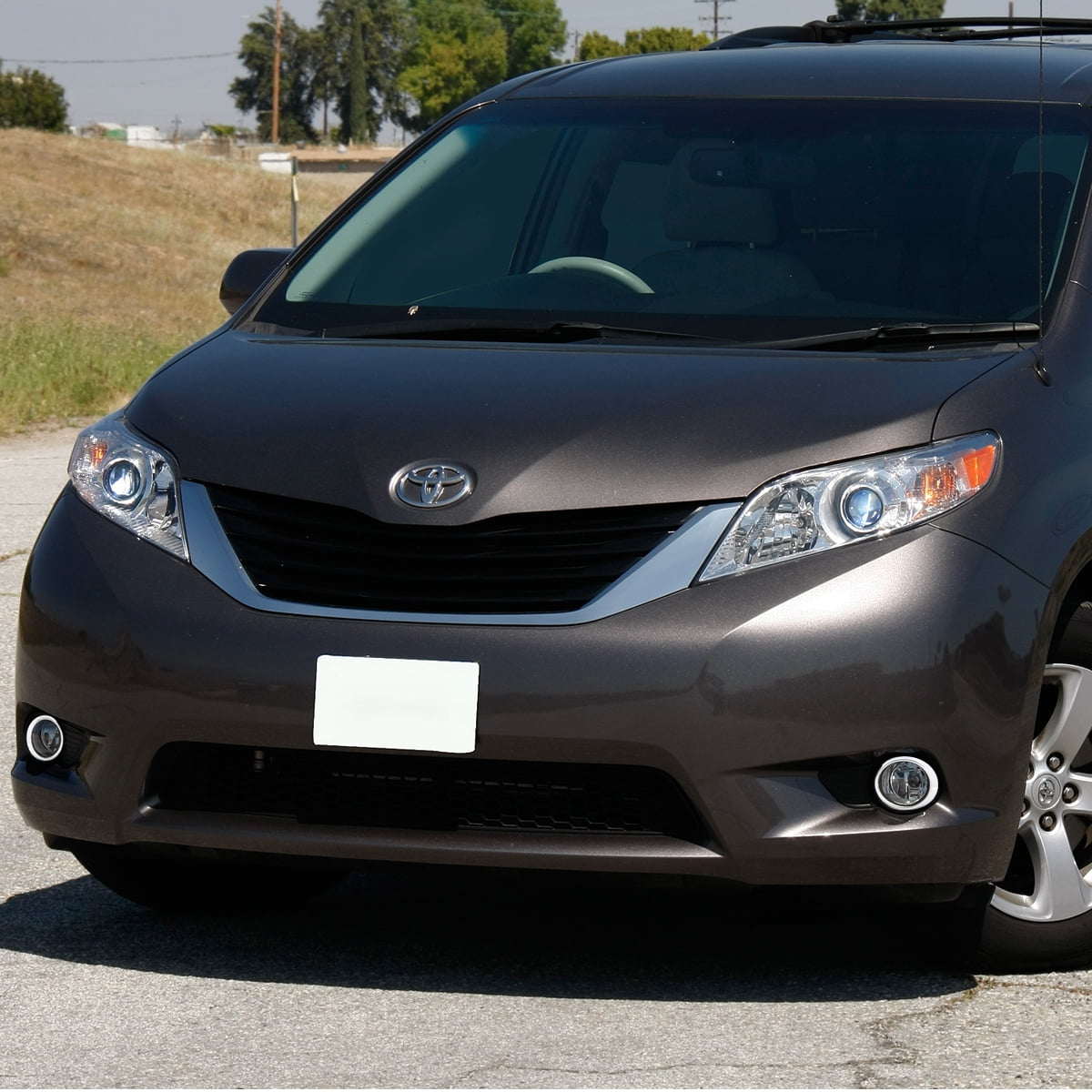 DNA Motoring FL-ZTL-221-CH For 2011 to 2017 Toyota Sienna Pair Driving Bumper Fog Light Lamp+Bezel+Switch Chrome Ring Clear Lens 12 13 14 15 16
