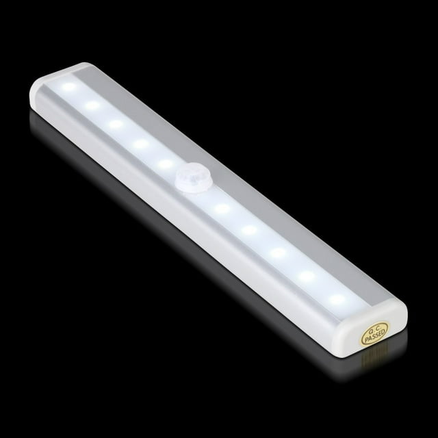 Iluminación automática para armarios Sensor de movimiento Lámpara para armarios a batería con diseño de protección para los ojos Luz LED debajo del armario