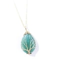 thumbnail image 1 of Nvzi Collar con colgante de árbol de la vida, adornos de collar para hombres y mujeres hechos a mano, collar con colgante de gota de agua de árbol de la vida envuelto en oro (verde), 1 of 5