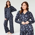 thumbnail image 4 of Conjunto de pijama Disney Stitch para mujer con botones en la parte delantera, 4 of 5