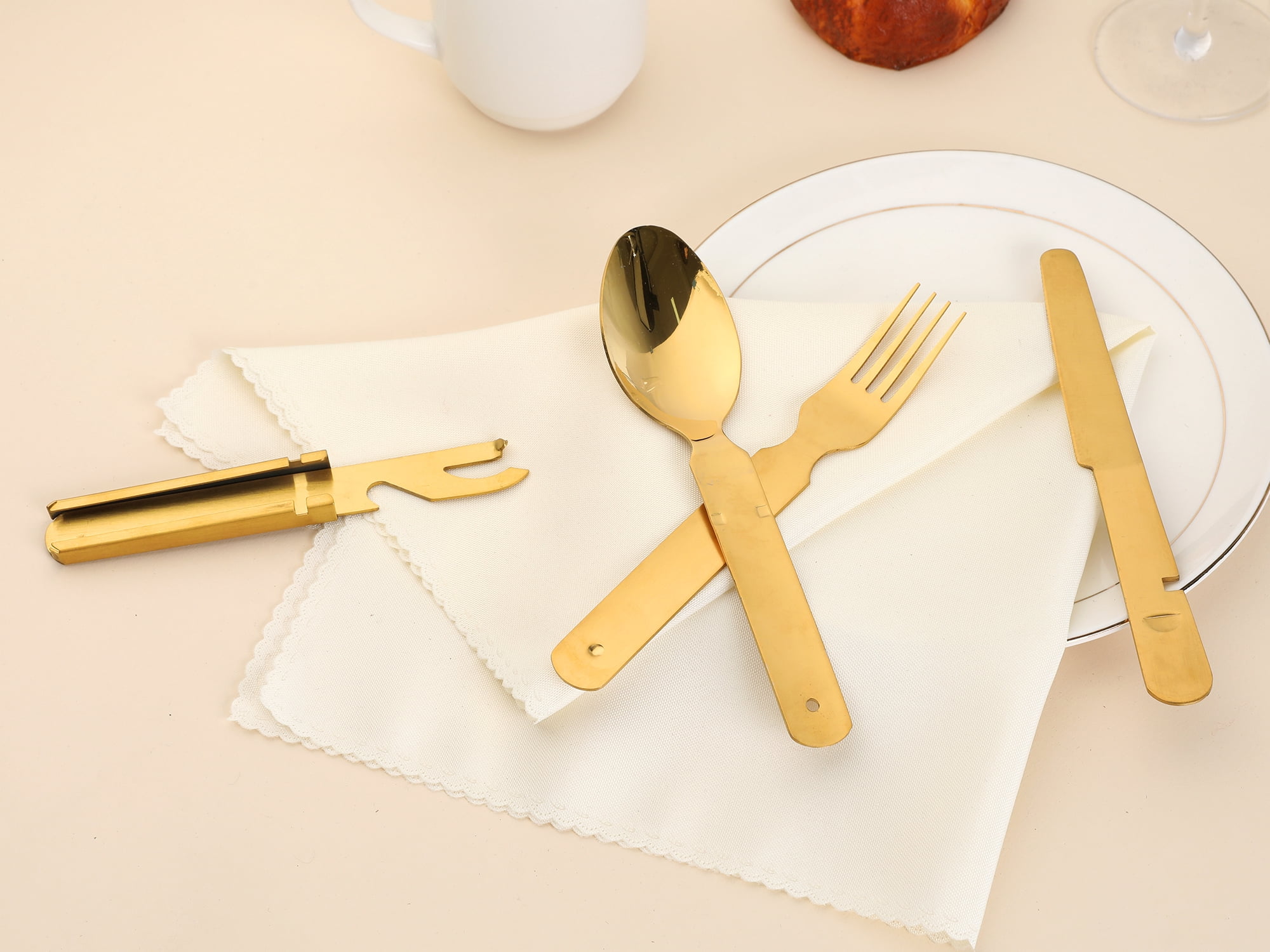 Unique Bargains Stainless Steel Flatware Set with Forks and Spoons Gold 4 Pcs